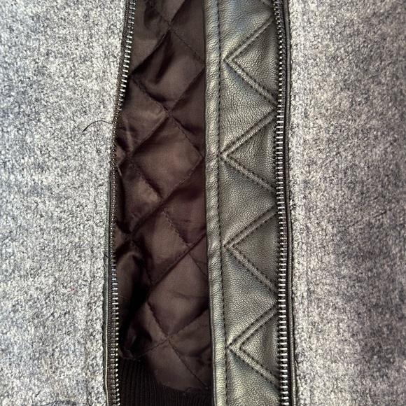 BlankNYC bomber jacket wool blend faux leather sleeves - Picture 3 of 6